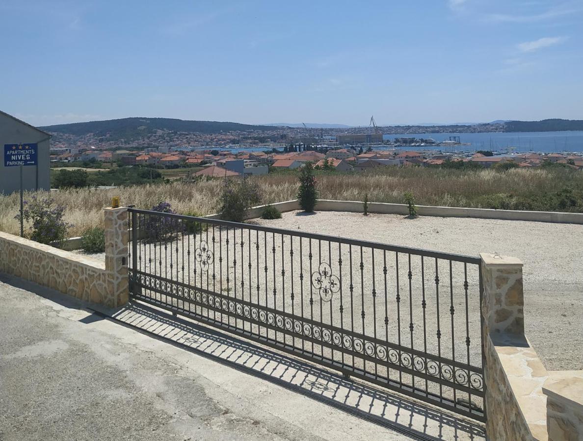 Apartment Nives Trogir Eksteriør billede